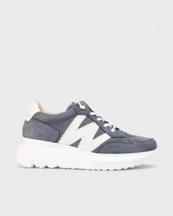 A4002 BALTIC NAVY/OFF WHITE