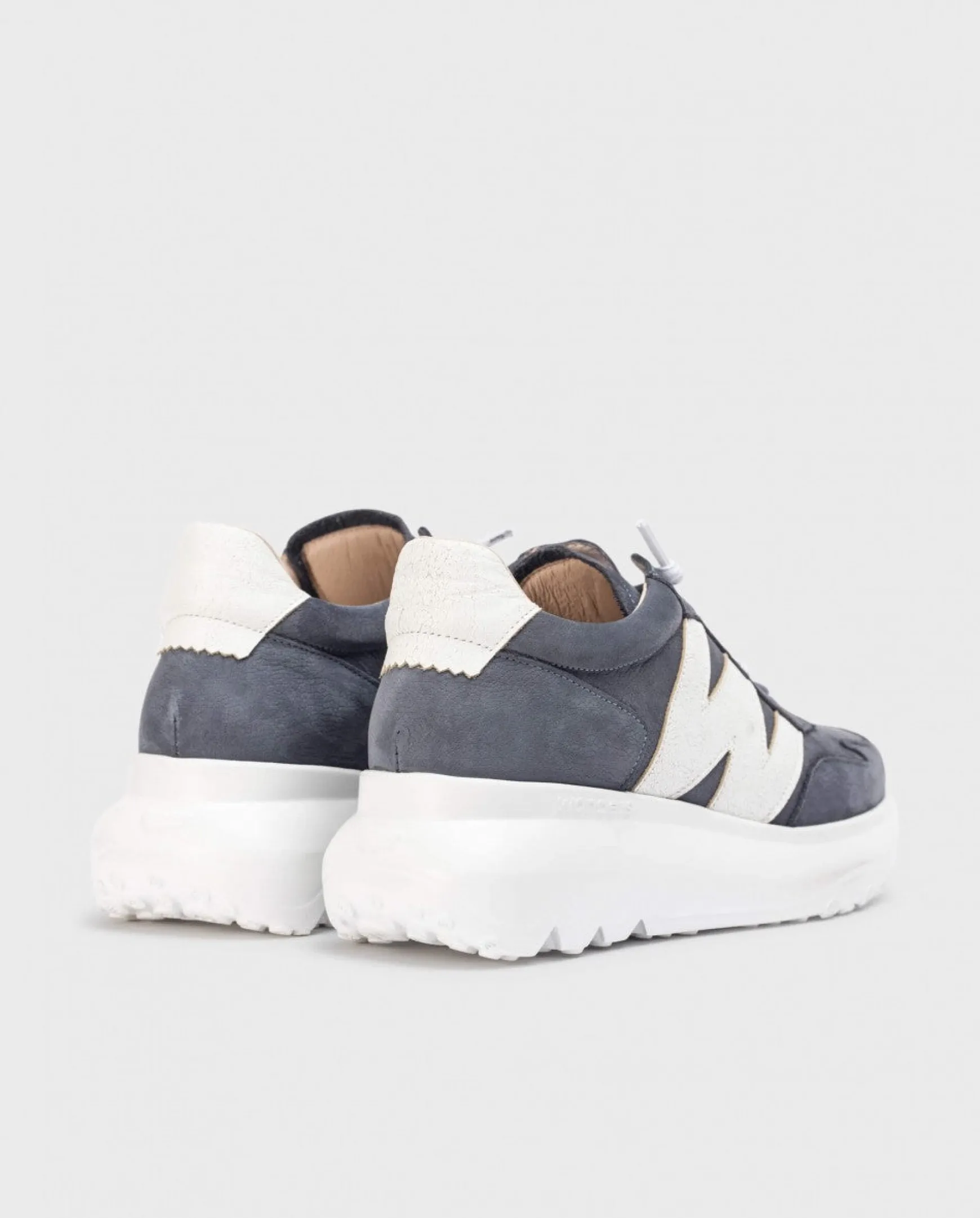 A4002 BALTIC NAVY/OFF WHITE