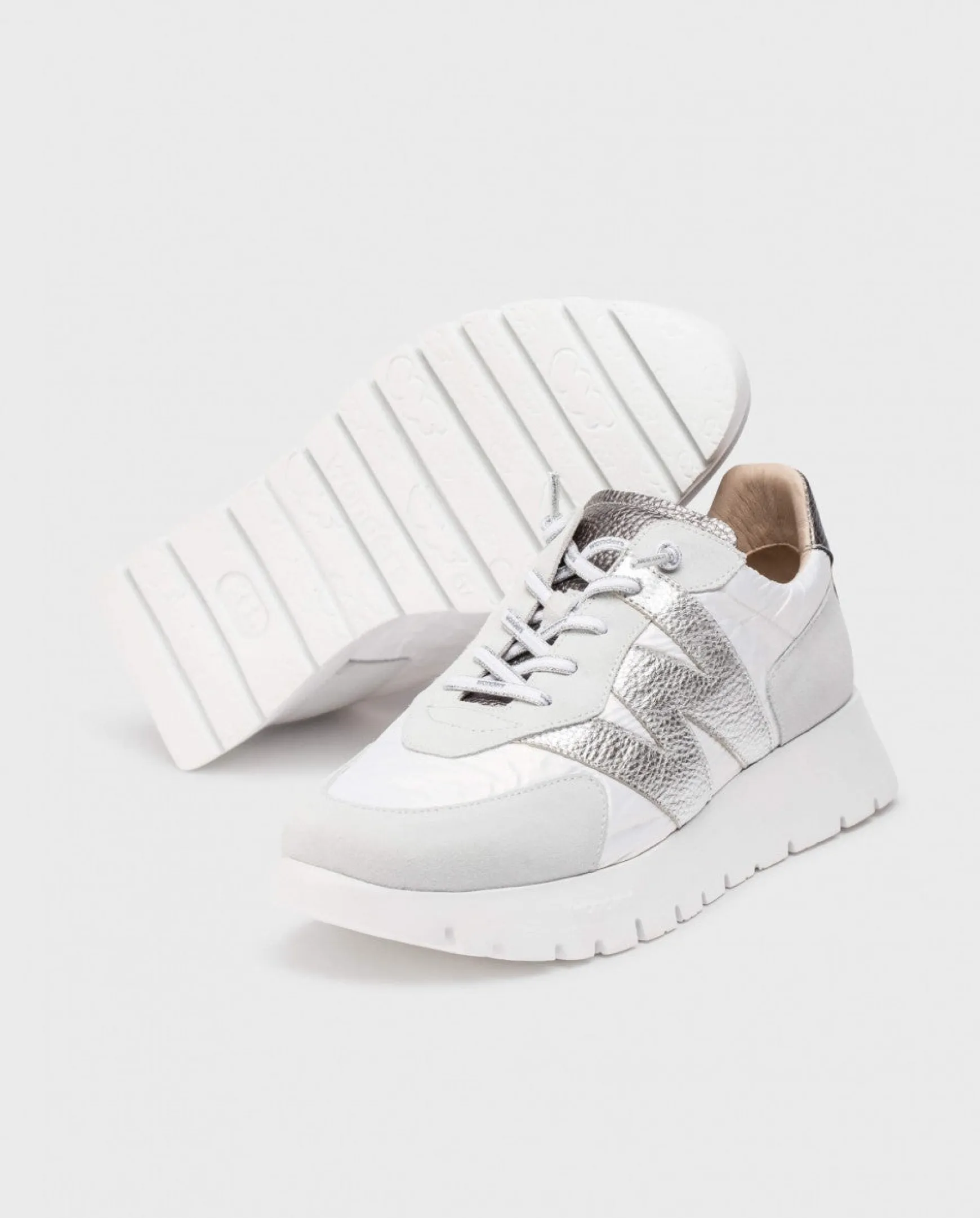 A2464 WHITE/CELESTIAL