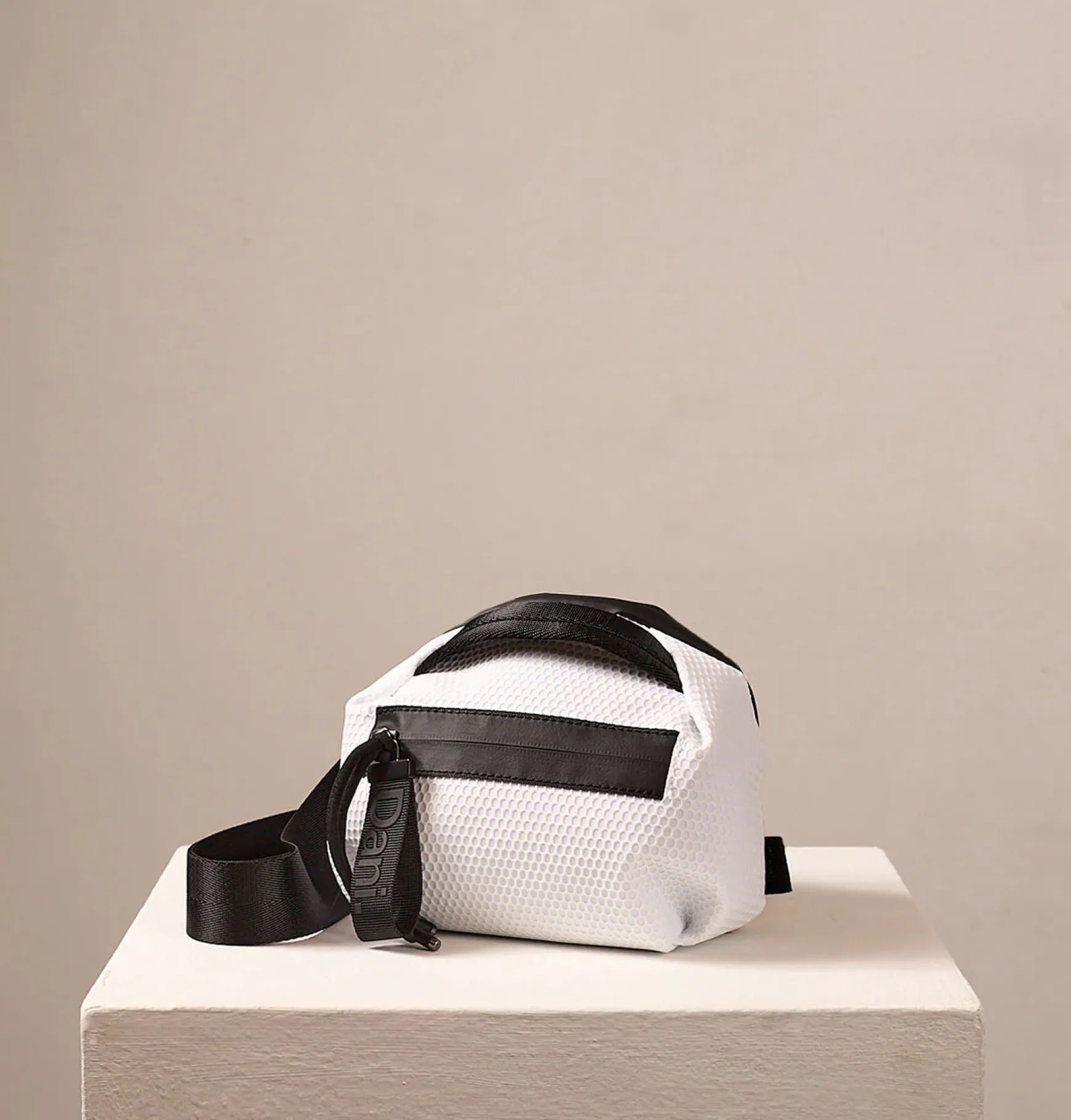 BONNIE MINI CROSSBODY SNOW