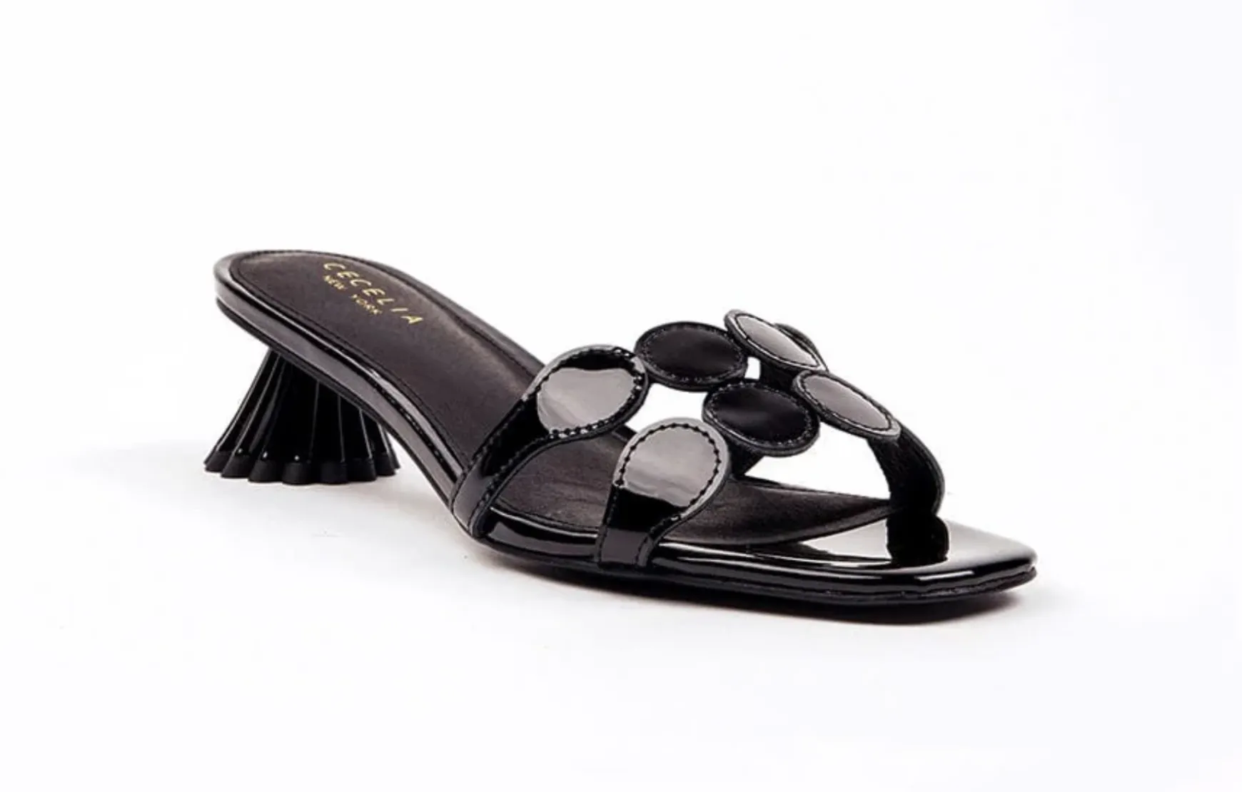 BUNNY BLACK PATENT