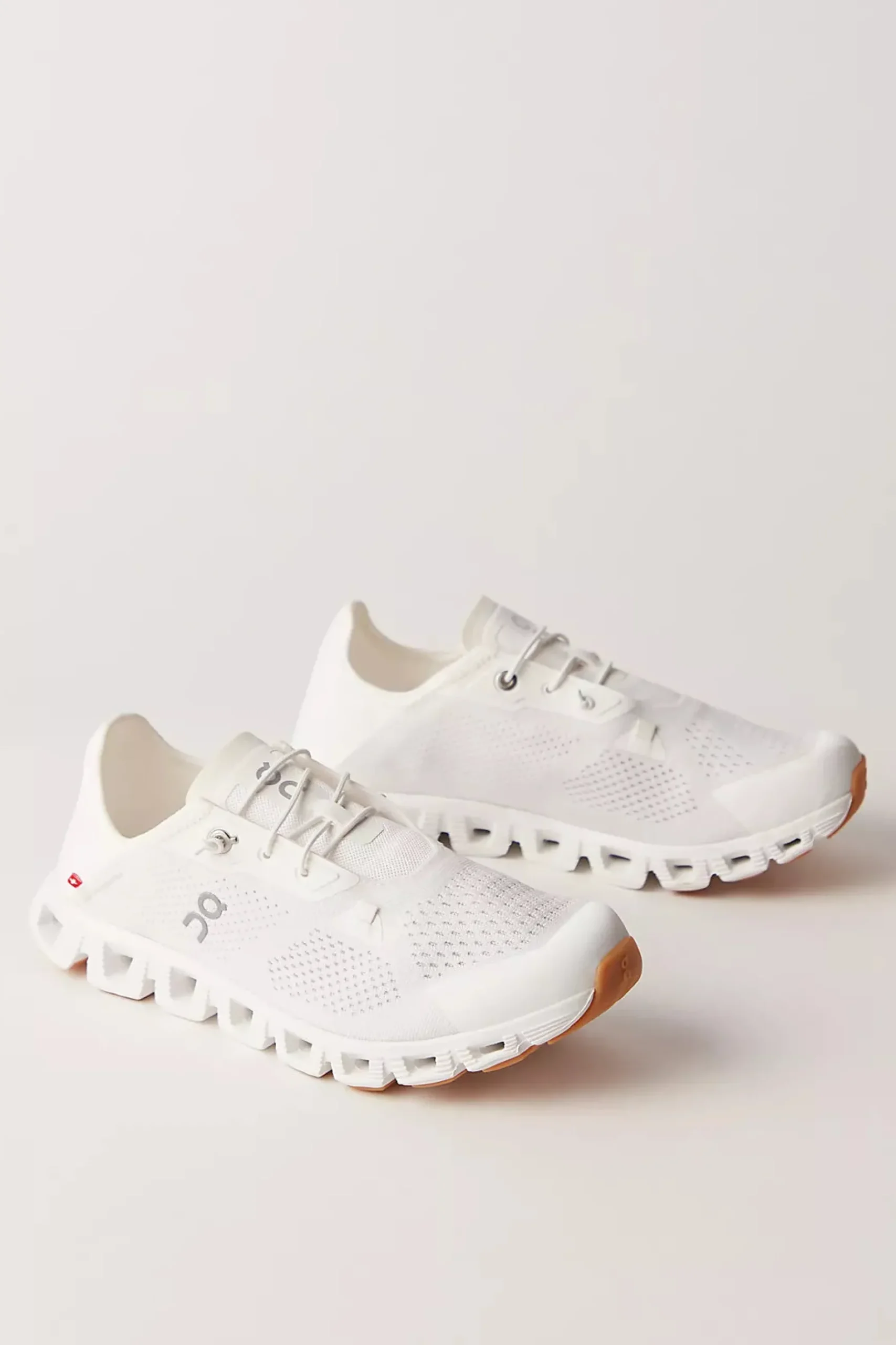 CLOUD5 COAST WOMEN ALL WHITE