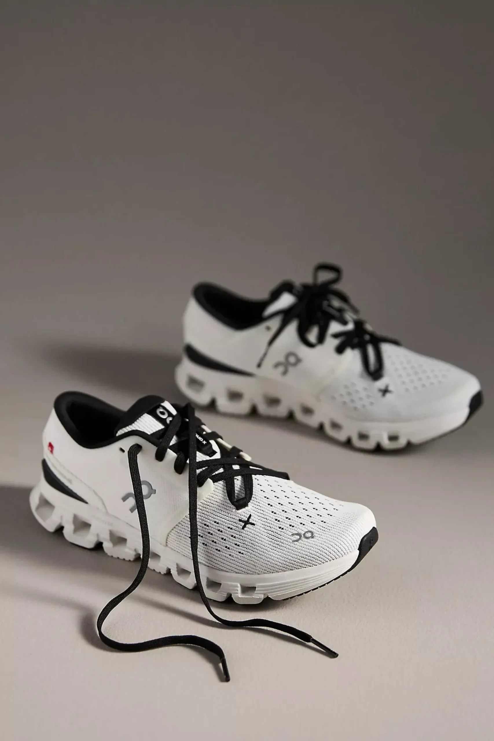 CLOUDX4 WOMEN IVORY/BLK