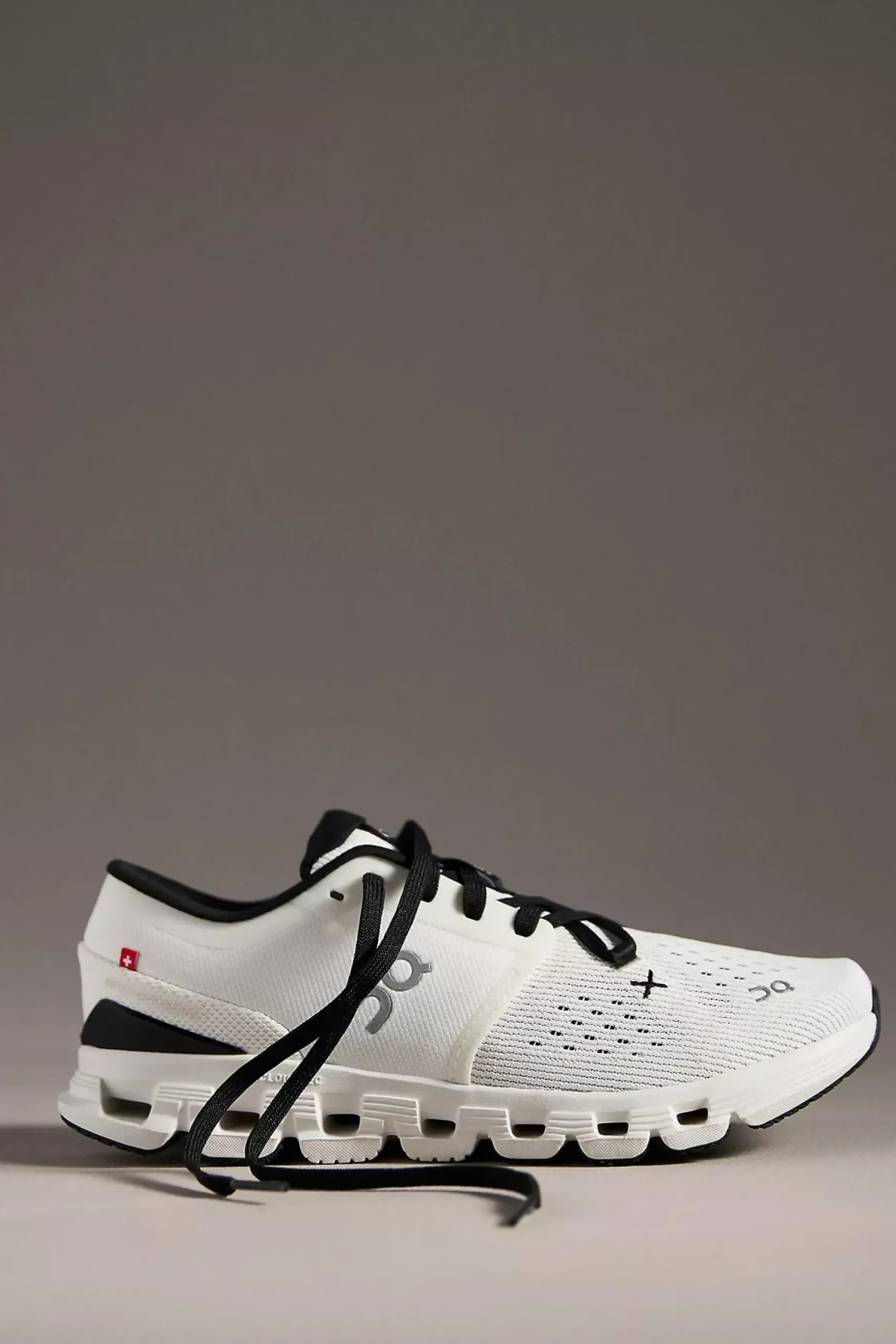 CLOUDX4 WOMEN IVORY/BLK
