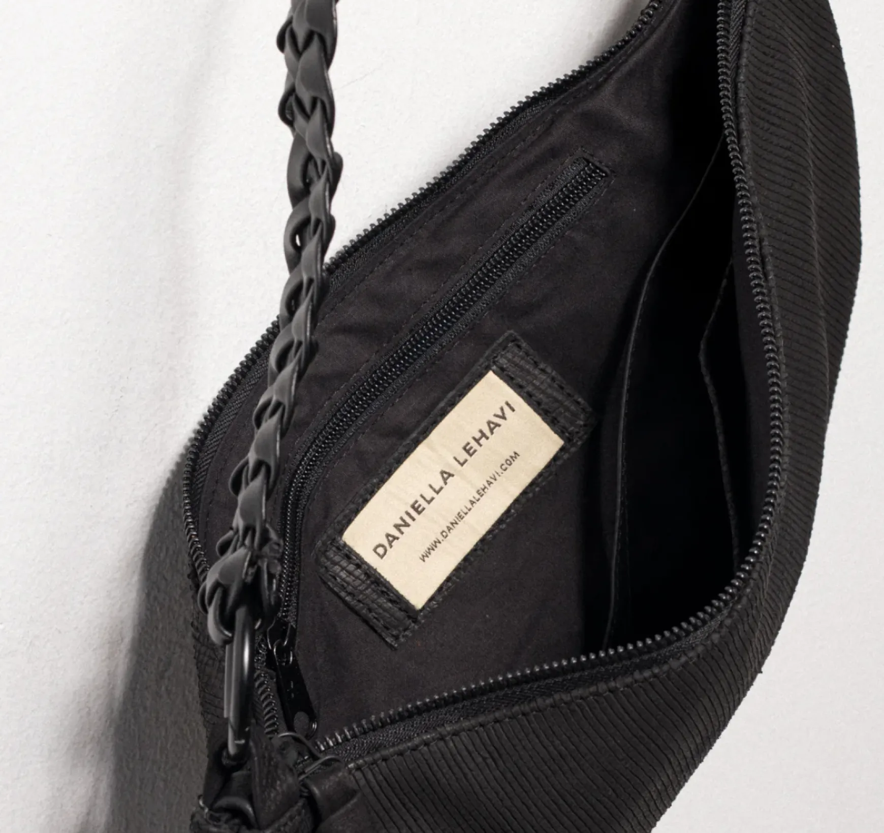 LIA SMALL HOBO BLACK SCALES