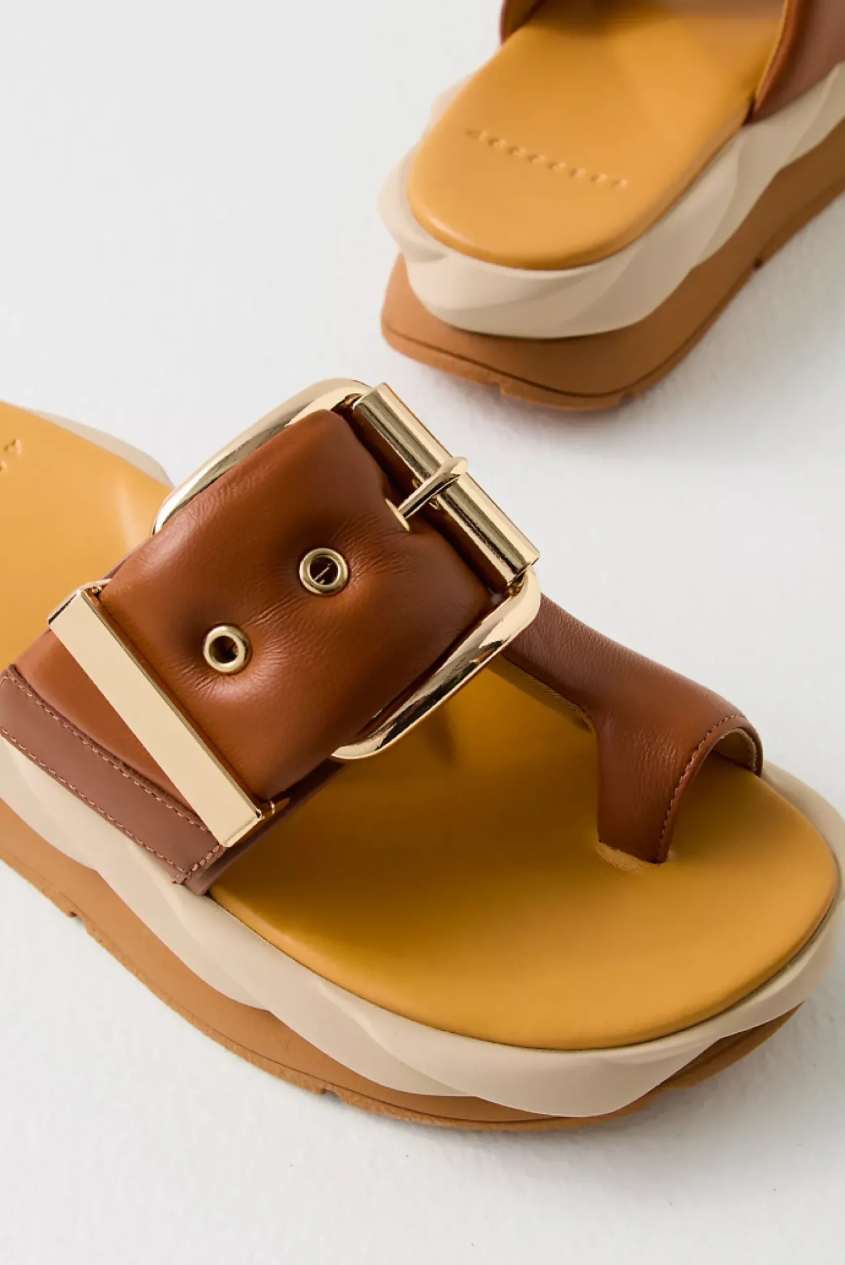 MELLOW GLOW BROWN