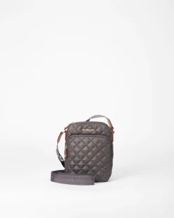 METRO CROSSBODY MAGNET