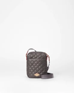 METRO CROSSBODY MAGNET