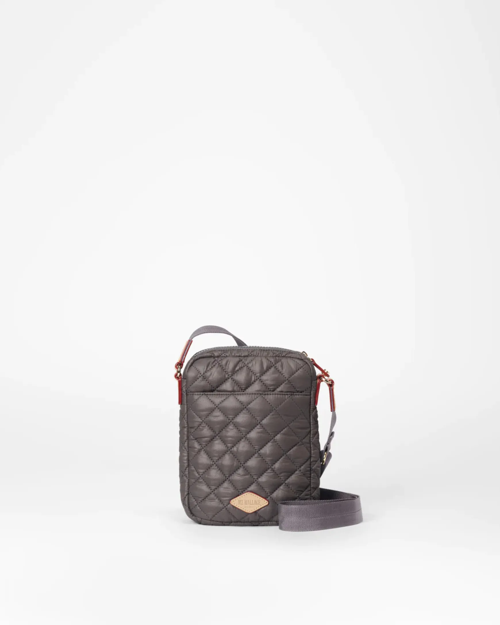 METRO CROSSBODY MAGNET