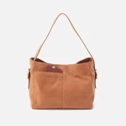 RENDER SHOULDER HAZEL